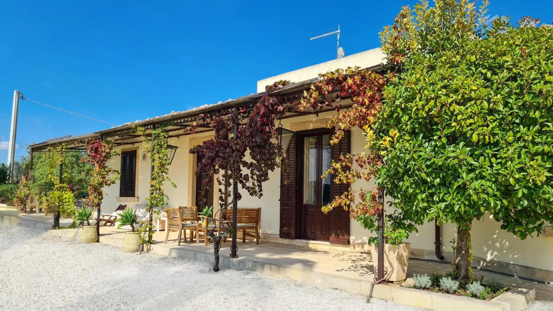 Villa Castelluccio By Villa Plus Noto